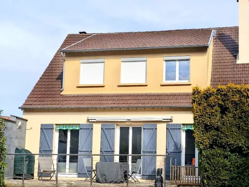 Maison, 135 m²