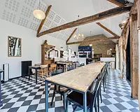 Maison, 605 m²