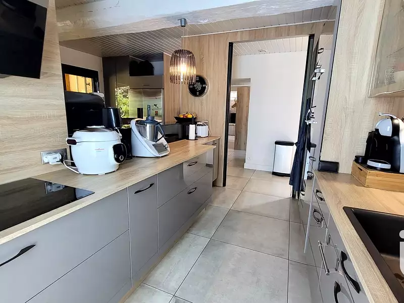 Maison, 217 m²