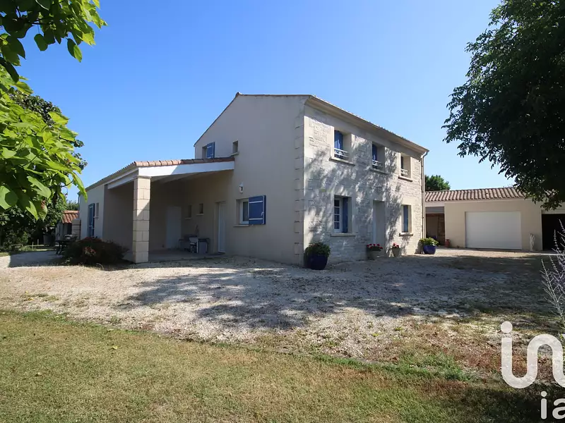 Maison, 143 m²
