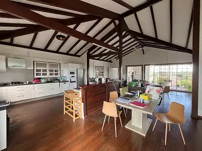 Maison, 360 m²