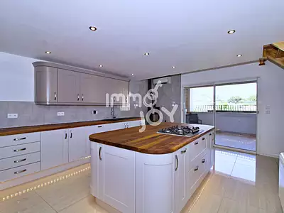 Maison, 229,37 m²