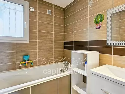 Maison, 160 m²