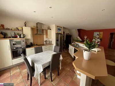 Maison, 177 m²