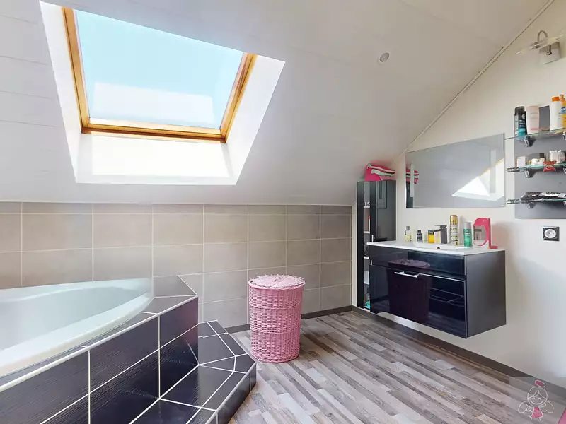 Maison, 191 m²