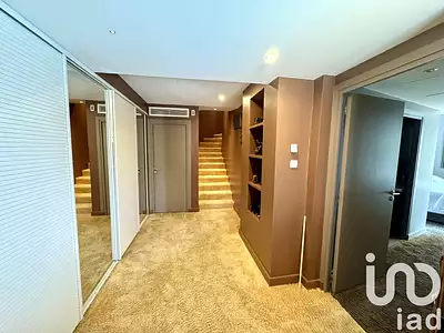 Maison, 221 m²