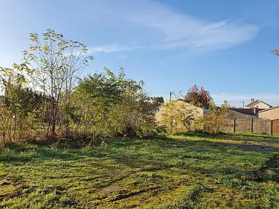 Terrain, 400 m²