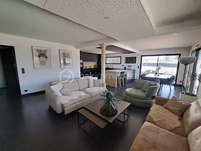 Maison, 184 m²
