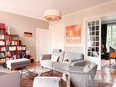 Maison, 250 m²