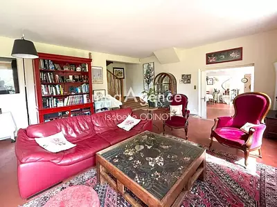 Maison, 233 m²