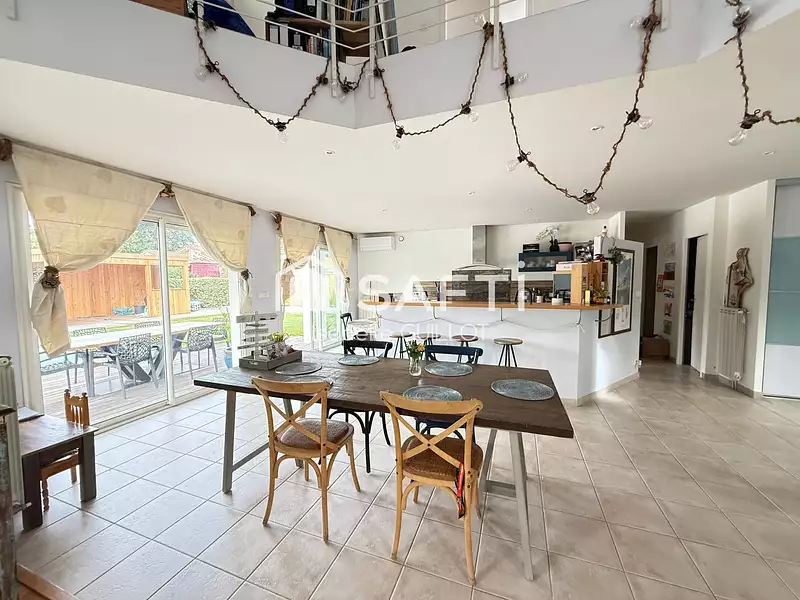 Maison, 175 m²