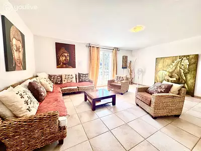 Maison, 484,84 m²