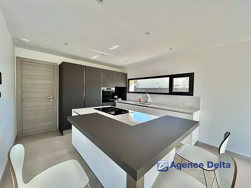 Maison, 132 m²