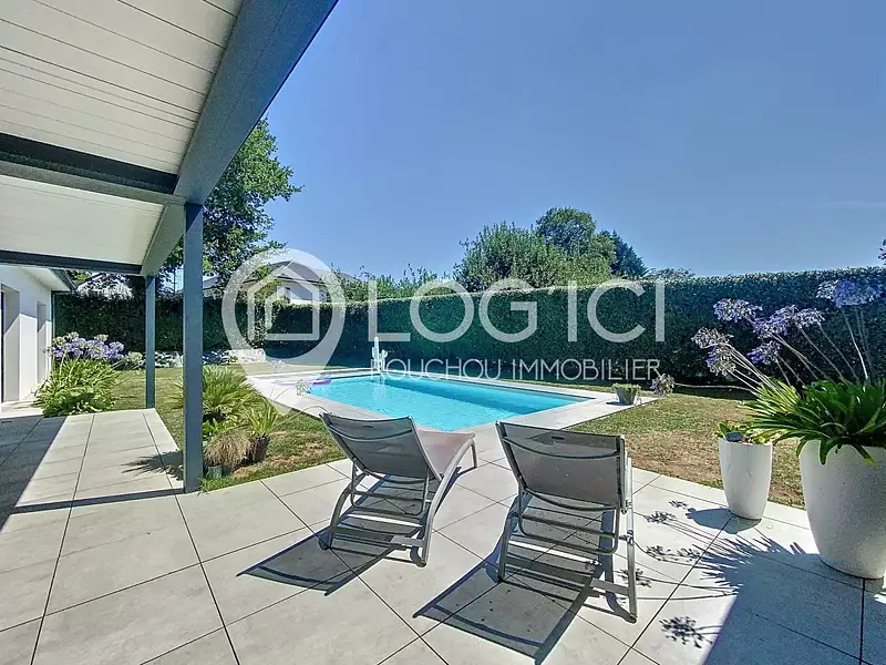 Maison, 158 m²