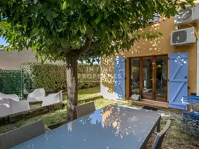Maison, 92 m²