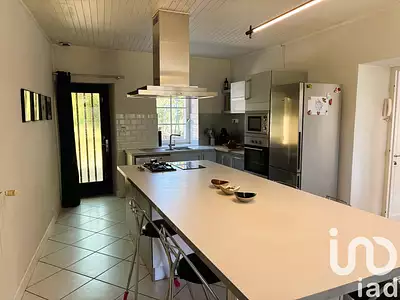 Maison, 146 m²