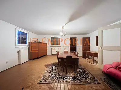 Maison, 170 m²