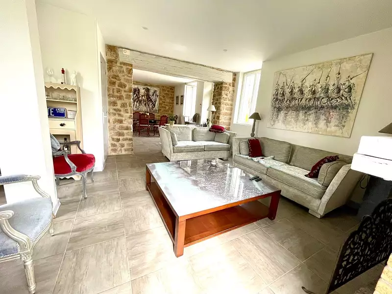 Maison, 235 m²