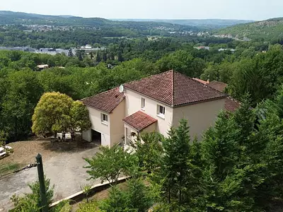 Maison, 170 m²