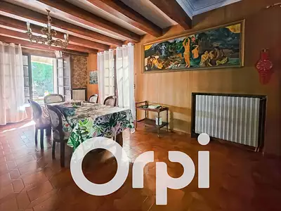 Maison, 250 m²