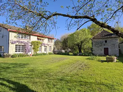 Maison, 215 m²