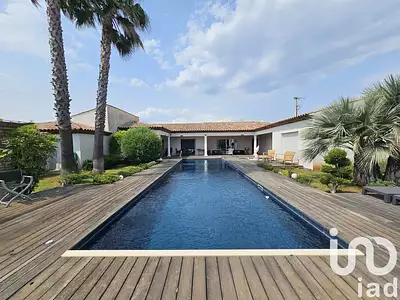 Maison, 207 m²