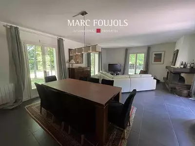 Maison, 230 m²