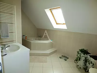 Maison, 143 m²