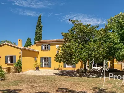 Maison, 450 m²