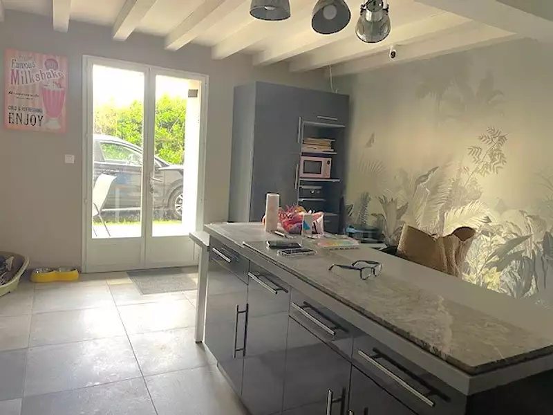 Maison, 210 m²
