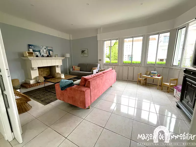 Maison, 192 m²