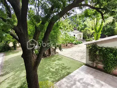 Maison, 146 m²