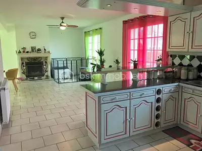 Maison, 185 m²
