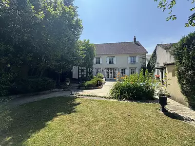 Maison, 283 m²
