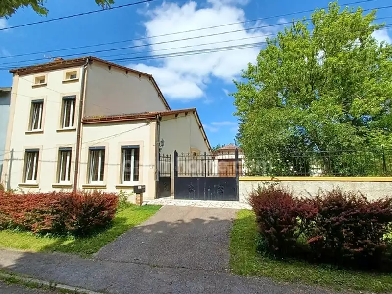 Maison, 210 m²