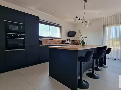 Maison, 176,18 m²