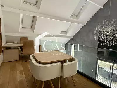 Maison, 216 m²