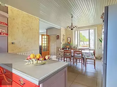 Maison, 165 m²