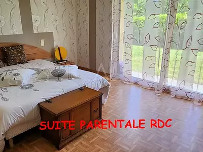 Maison, 165 m²