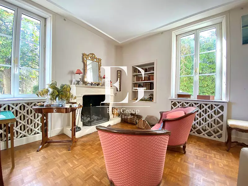 Maison, 331,86 m²