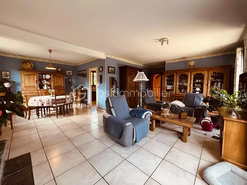 Maison, 174 m²
