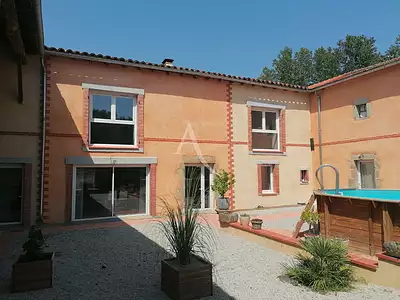 Maison, 302 m²