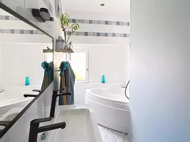 Maison, 148 m²