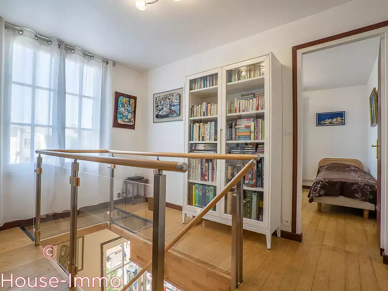 Maison, 184 m²