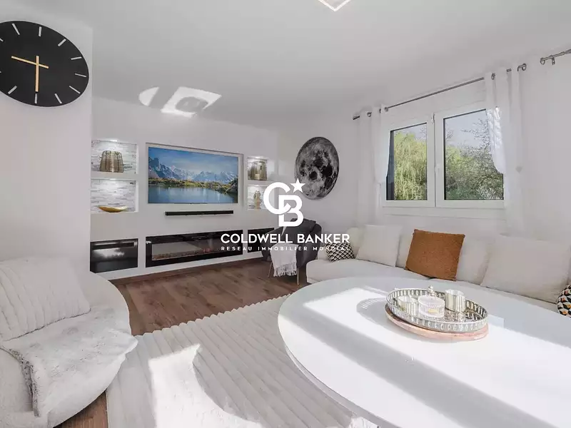 Maison, 280 m²