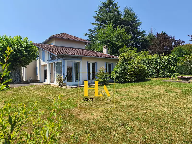 Maison, 165 m²