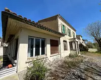 Immeuble, 692 m²
