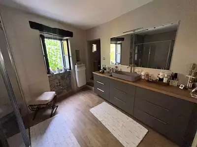 Maison, 257 m²