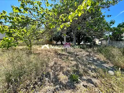 Terrain, 400 m²