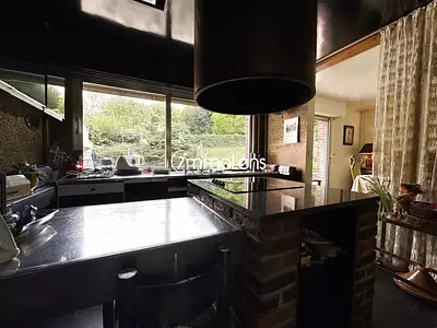 Maison, 270 m²